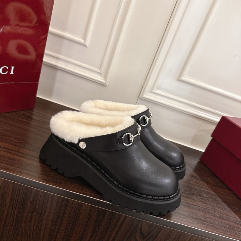 Gvc*1 slippers